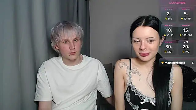 Snapshot of ChrisBumber chatting on October 17, 2025, 11:18 pm ChrisBumber online show from October 17, 2025, 11:18 pm