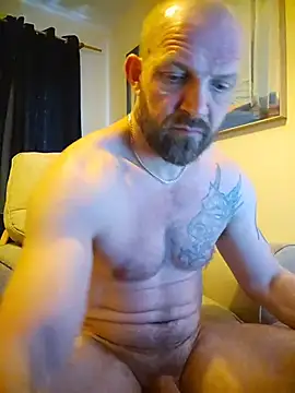 Andrewjames8391 online show from March 23, 2026, 1:48 pm