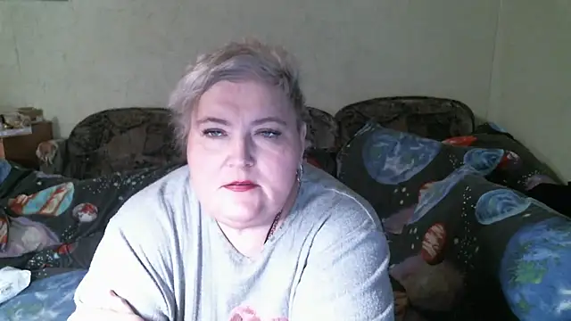 Snapshot of Lana555 chatting on April 19, 2026, 6:10 pm Lana555 online show from April 19, 2026, 6:10 pm