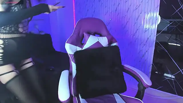 chloe jacksonn online show from October 6, 2025, 11:02 pm