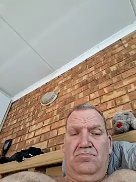 wallacelegend online show from February 26, 2026, 5:50 am