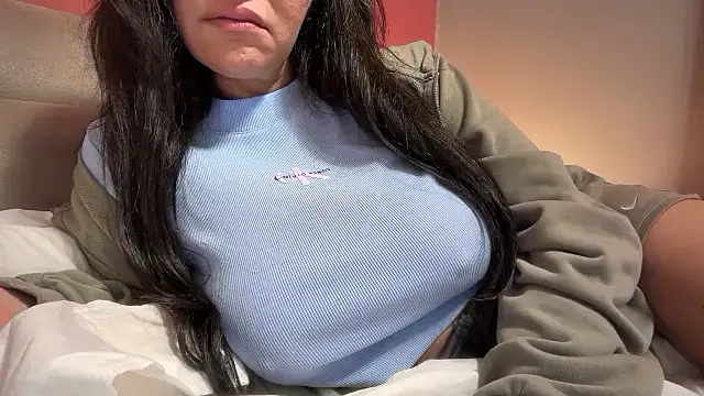 Ofcourseoneday online show from November 30, 2025, 9:24 am