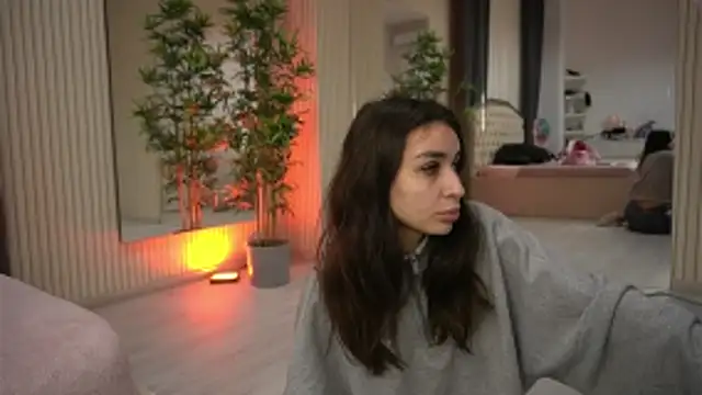 Snapshot of EmmaBlanco chatting on February 19, 2026, 7:54 pm EmmaBlanco online show from February 19, 2026, 7:54 pm