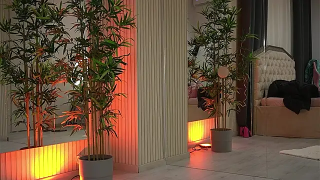 Snapshot of EmmaBlanco chatting on February 20, 2026, 8:31 pm EmmaBlanco online show from February 20, 2026, 8:31 pm