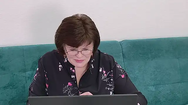 Sandra Sunrise online show from February 8, 2026, 11:57 am