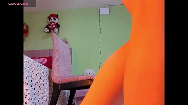 hot Dariana pantyhose online show from September 20, 2025, 3:24 pm