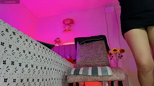Snapshot of hot_Dariana_pantyhose chatting on May 1, 2026, 1:48 pm hot Dariana pantyhose online show from May 1, 2026, 1:48 pm