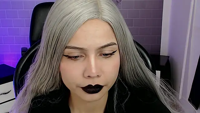 aleesha cameron02 online show from February 18, 2026, 8:38 pm