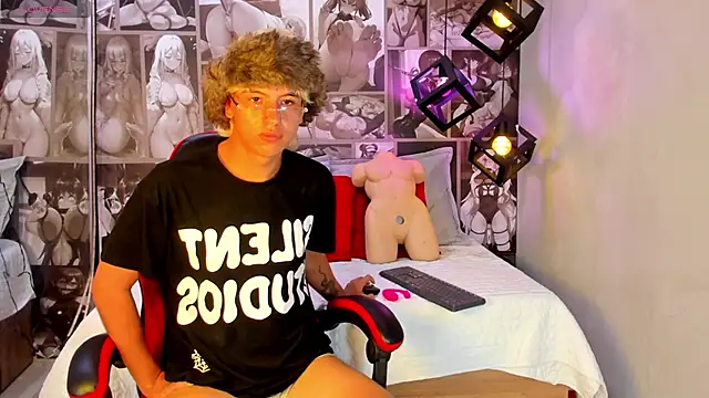 Enrrixxx  online show from September 16, 2025, 12:33 am