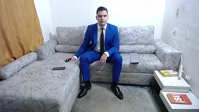 Victor Maitland online show from November 19, 2025, 7:58 pm