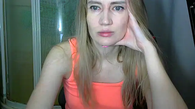 Snapshot of JessFoxxx chatting on March 2, 2026, 3:09 am JessFoxxx online show from March 2, 2026, 3:09 am