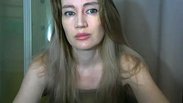 Snapshot of JessFoxxx chatting on March 15, 2026, 3:12 am JessFoxxx online show from March 15, 2026, 3:12 am