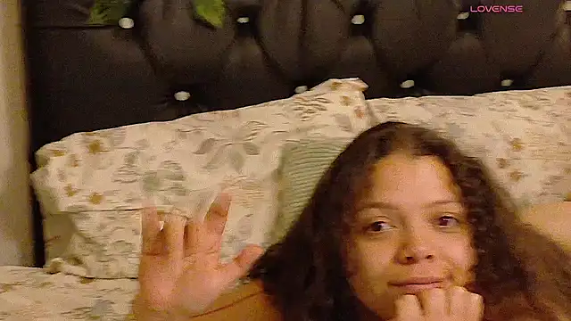 Snapshot of Amanda_sweet chatting on April 10, 2026, 2:17 am Amanda sweet online show from April 10, 2026, 2:17 am