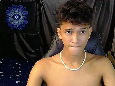 kenbigcockxx online show from February 16, 2026, 12:01 pm