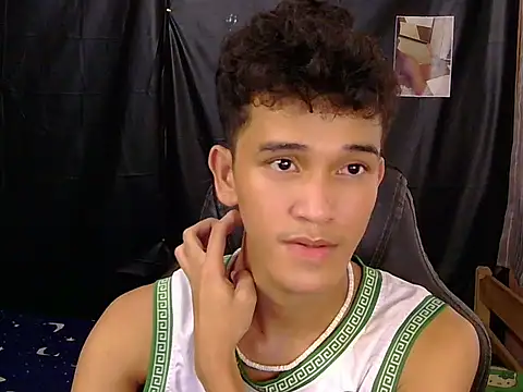 kenbigcockxx online show from February 25, 2026, 2:21 am