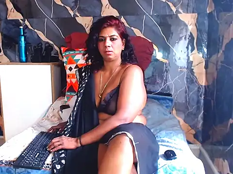 indianerotica69 online show from November 23, 2025, 8:25 am