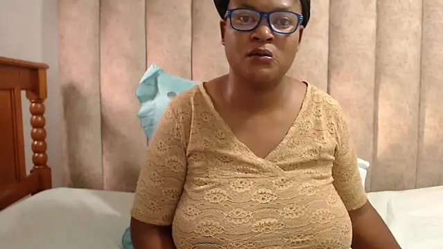 Sexybusty01 online show from February 18, 2026, 5:14 am