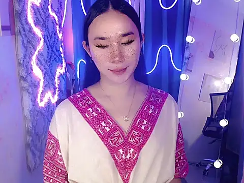 in yourdreamstarxx online show from November 27, 2025, 8:38 am