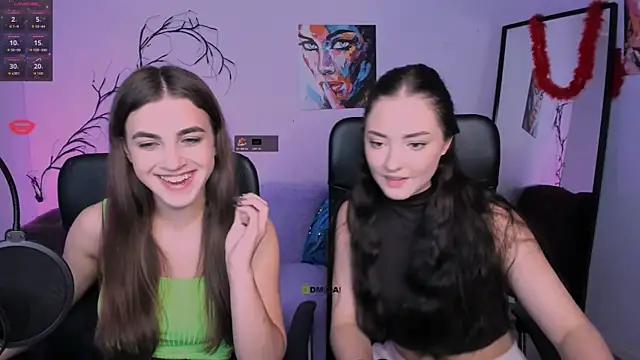 miki-niki online show from November 17, 2025, 4:13 pm