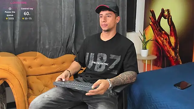 jaze bradley online show from October 10, 2025, 11:20 am