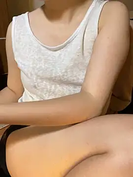  kween23 online show from September 29, 2025, 3:50 pm