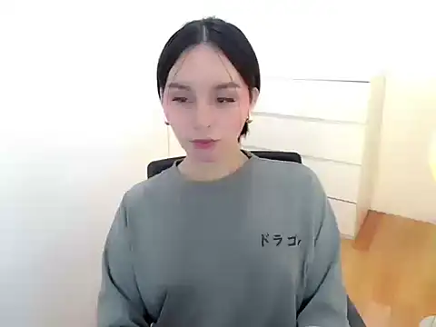 Snapshot of holly_tabby chatting on September 8, 2025, 8:08 pm holly tabby online show from September 8, 2025, 8:08 pm