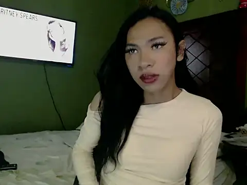 Annaloula online show from October 15, 2025, 3:45 pm