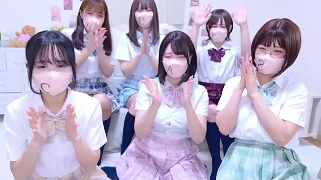 Anzu xx online show from September 23, 2025, 4:37 am