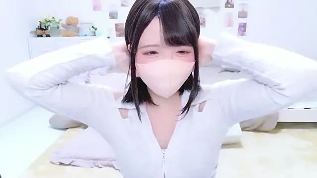 Anzu xx online show from March 16, 2026, 11:36 am