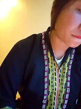 babychill09 online show from October 5, 2025, 8:56 am