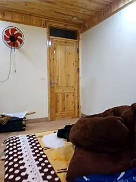 babychill09 online show from October 14, 2025, 12:00 am