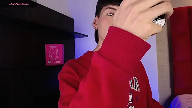 Ezra Storm online show from October 22, 2025, 4:46 am