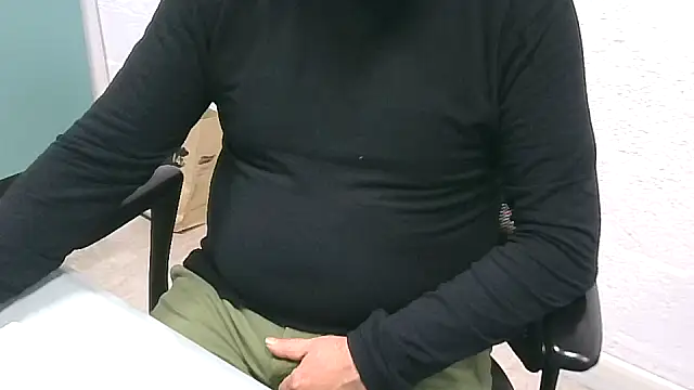Snapshot of Bsxmaturo61 chatting on January 12, 2026, 3:17 pm Bsxmaturo61 online show from January 12, 2026, 3:17 pm
