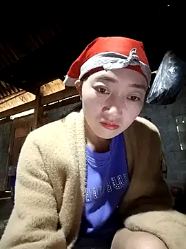 Zhan99999 online show from November 5, 2025, 1:05 am