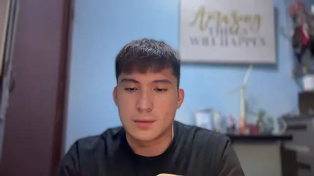 lovely jay online show from November 10, 2025, 6:29 pm