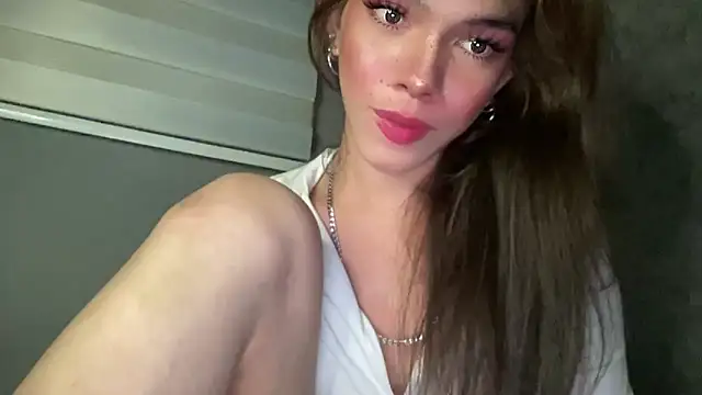 Snapshot of Misselliefayexxx chatting on November 27, 2025, 1:40 am Misselliefayexxx online show from November 27, 2025, 1:40 am