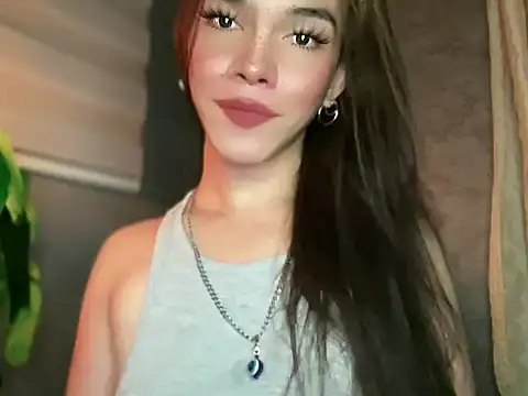 Snapshot of Misselliefayexxx chatting on February 2, 2026, 9:41 am Misselliefayexxx online show from February 2, 2026, 9:41 am