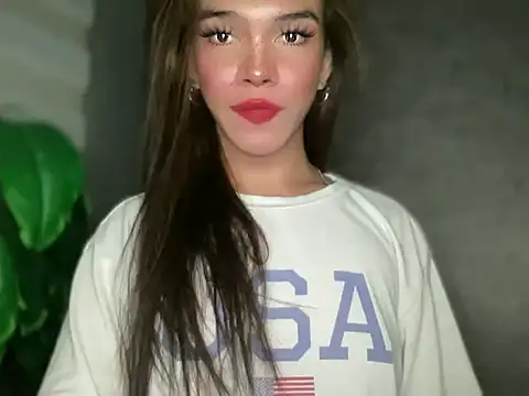 Snapshot of Misselliefayexxx chatting on February 17, 2026, 8:48 pm Misselliefayexxx online show from February 17, 2026, 8:48 pm