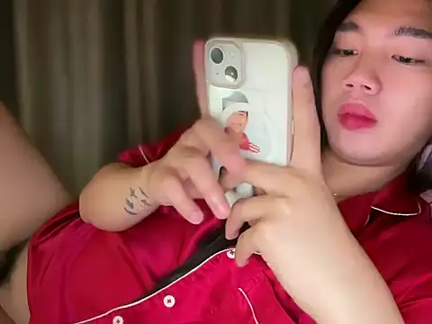 kat mire online show from April 2, 2026, 6:49 pm