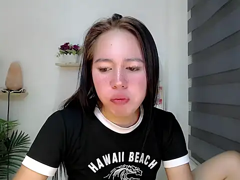 kimbratx online show from March 16, 2026, 11:20 pm