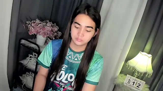 Alovelydoll nica online show from September 12, 2025, 1:44 pm