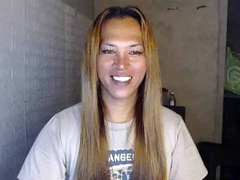 isabellabigcock06 online show from March 28, 2026, 4:06 pm