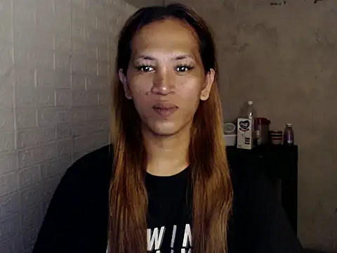 isabellabigcock06 online show from April 6, 2026, 11:00 am