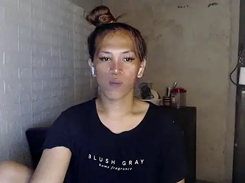 isabellabigcock06 online show from April 9, 2026, 2:22 pm