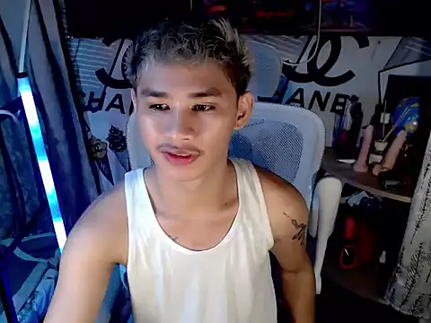 Snapshot of asianhardcock25 chatting on April 13, 2026, 6:13 pm asianhardcock25 online show from April 13, 2026, 6:13 pm