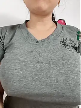 Shiny Babe online show from March 14, 2026, 3:23 am