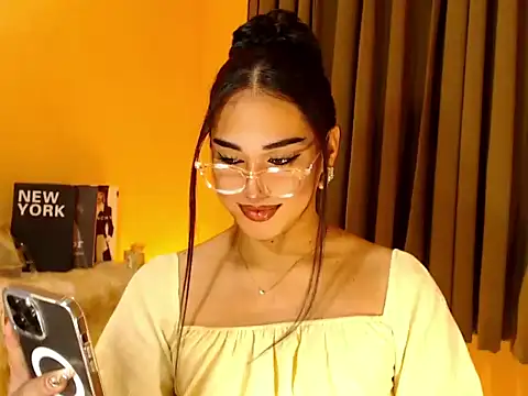 Snapshot of magnificent_kitana chatting on October 11, 2025, 8:24 am magnificent kitana online show from October 11, 2025, 8:24 am