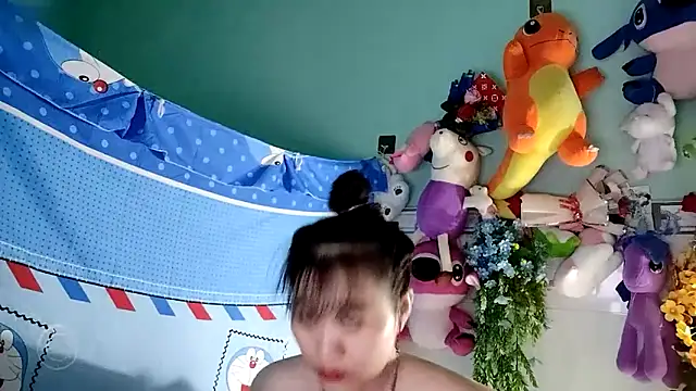 emgaixinhngoan online show from November 22, 2025, 3:27 am