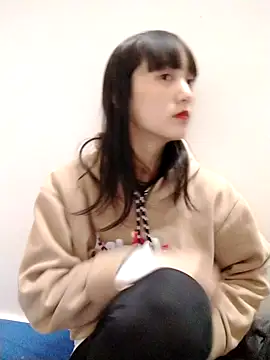 Kembong01 online show from November 18, 2025, 1:37 pm