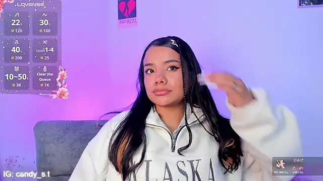 Shophie thoopson online show from March 22, 2026, 2:26 am